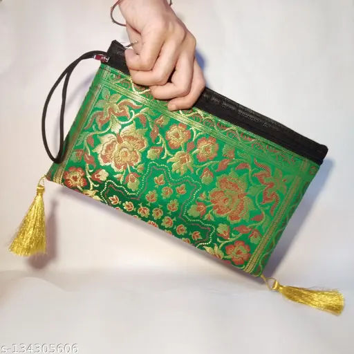 Trendy Women Handpurse: Elevate Your Style